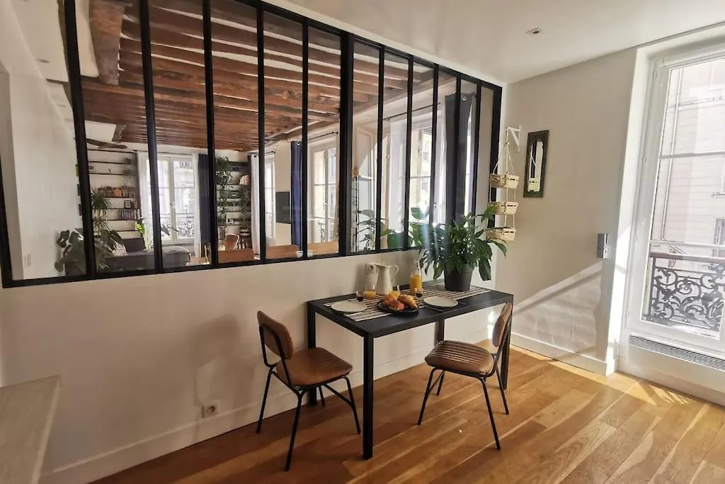 Appartement Place Des Vosges, 1 Chambres 4 P Paris Apartment