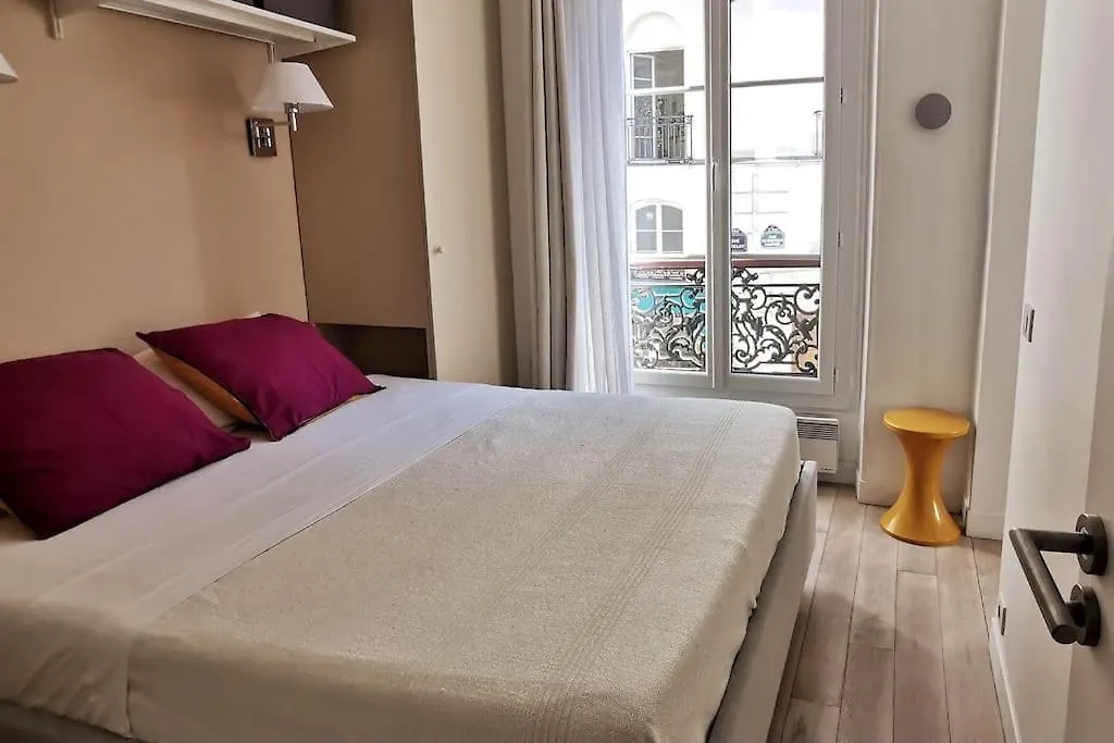 Appartement Place Des Vosges, 1 Chambres 4 P Paris