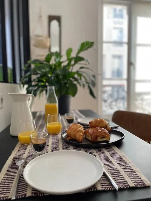 Appartement Place Des Vosges, 1 Chambres 4 P Paris Apartment